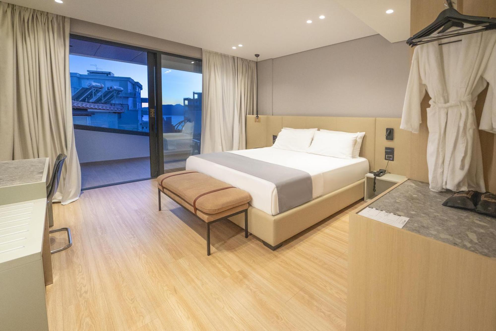 Yacht Premium Hotel Saranda Zewnętrze zdjęcie