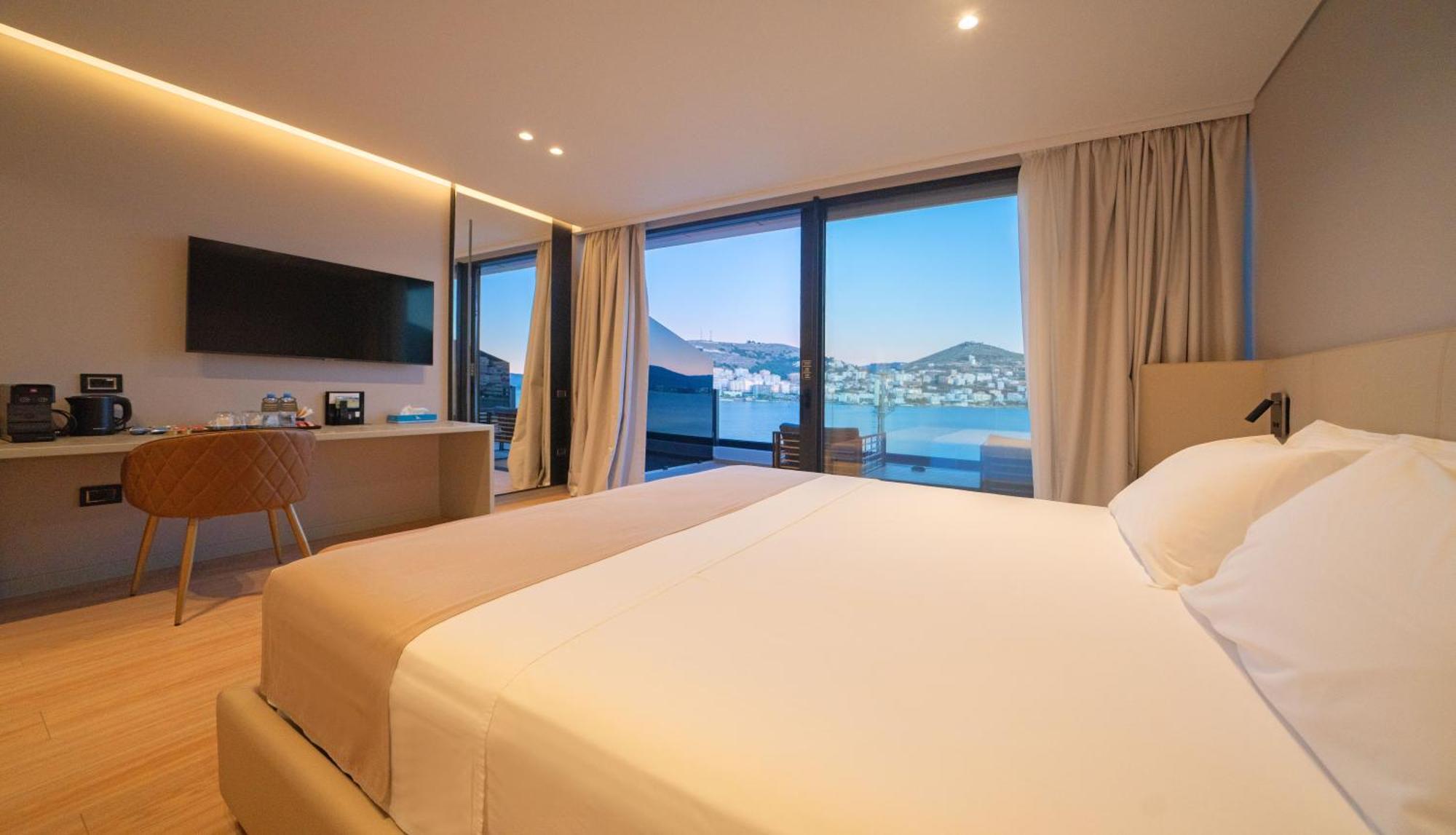 Yacht Premium Hotel Saranda Zewnętrze zdjęcie