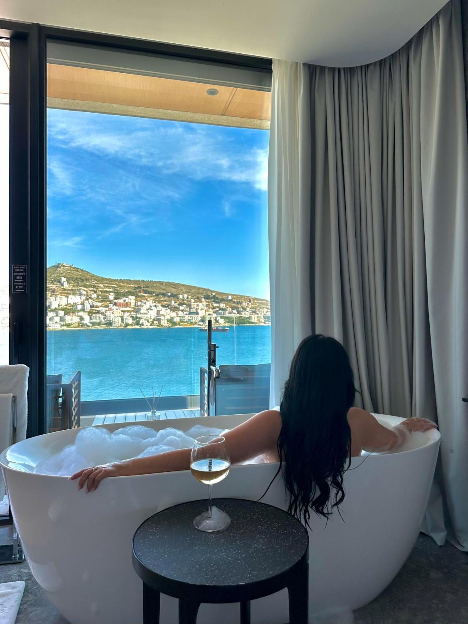 Yacht Premium Hotel Saranda Zewnętrze zdjęcie